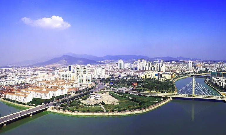 浙江经济发展与环境可持续性的平衡之道探讨